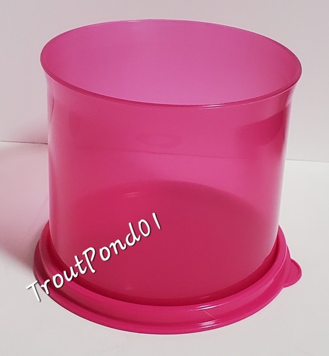 Tupperware Snack Canister 20 Ounce Stacking Canister Fuchsia Pink New - Picture 4 of 4