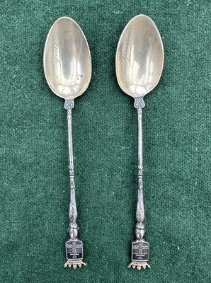Vintage Silver Plated Ypres Souvenir Commemorative Teaspoons Pair - Image 1 of 2