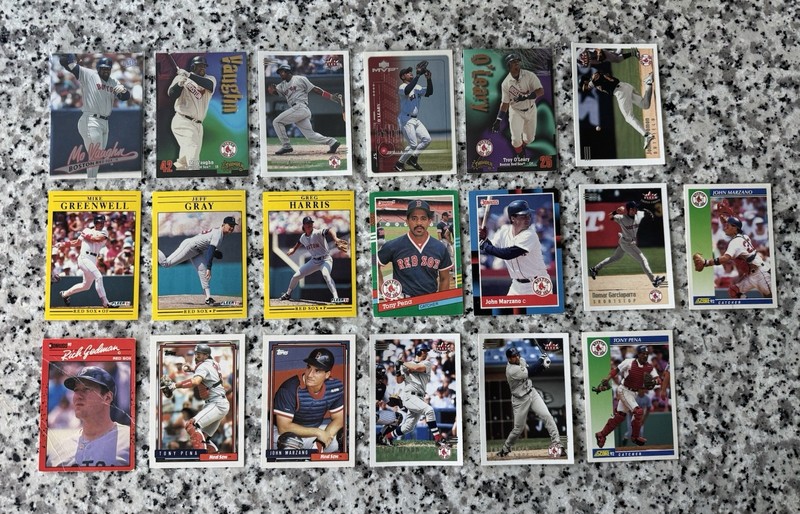 Boston Red Sox baseball card lot featuring Mo Vaughn - 88 90 91 92 96 98 99 02