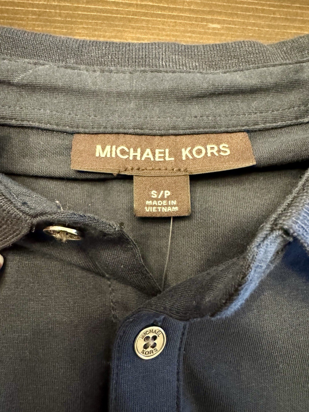 NWT Michael Kors Men’s Midnight Blue Textured Polo Shirt Size S thumbnail 4