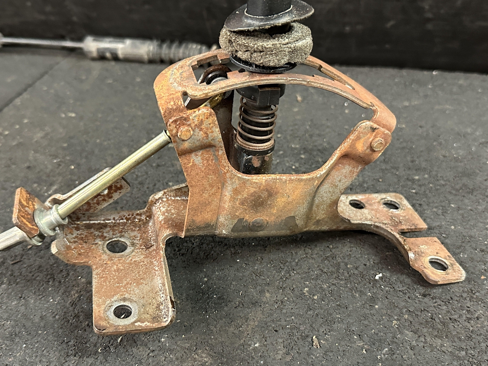 1989 CHRYSLER TC MASERATI FLOOR SHIFT GEAR SELECTOR SHIFTER W/ CABLE