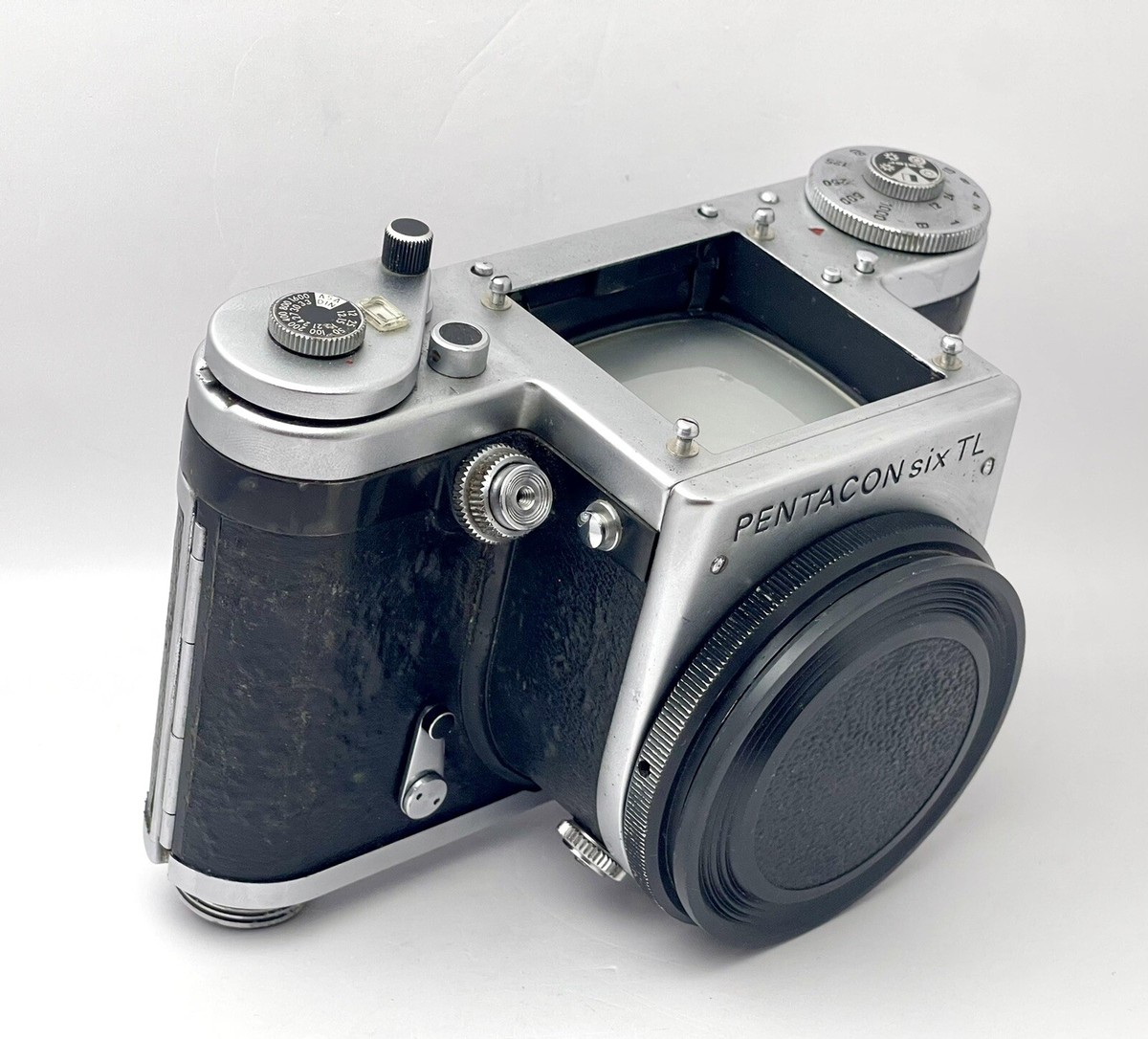 フィルムカメラ Pentacon Penti 1 with Rapid cartridge Gaudiest camera I own. Pentagon Penti-II. : r/AnalogCommunity