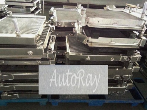 3Row Alloy Radiator For Toyota Land Cruiser BJ70/BJ71/BJ73/BJ74/BJ75 84-89 3.4L - Bild 5 von 8