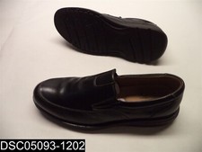 Size 9.5 M Men's Dockers Black Loafer Dress Shoes 90-32784