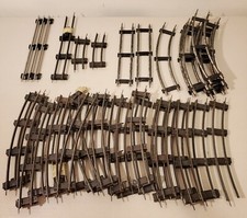 34 Pieces - Vintage Metal Train Tracks - Mostly HO Gauge O Gauge Other - READ