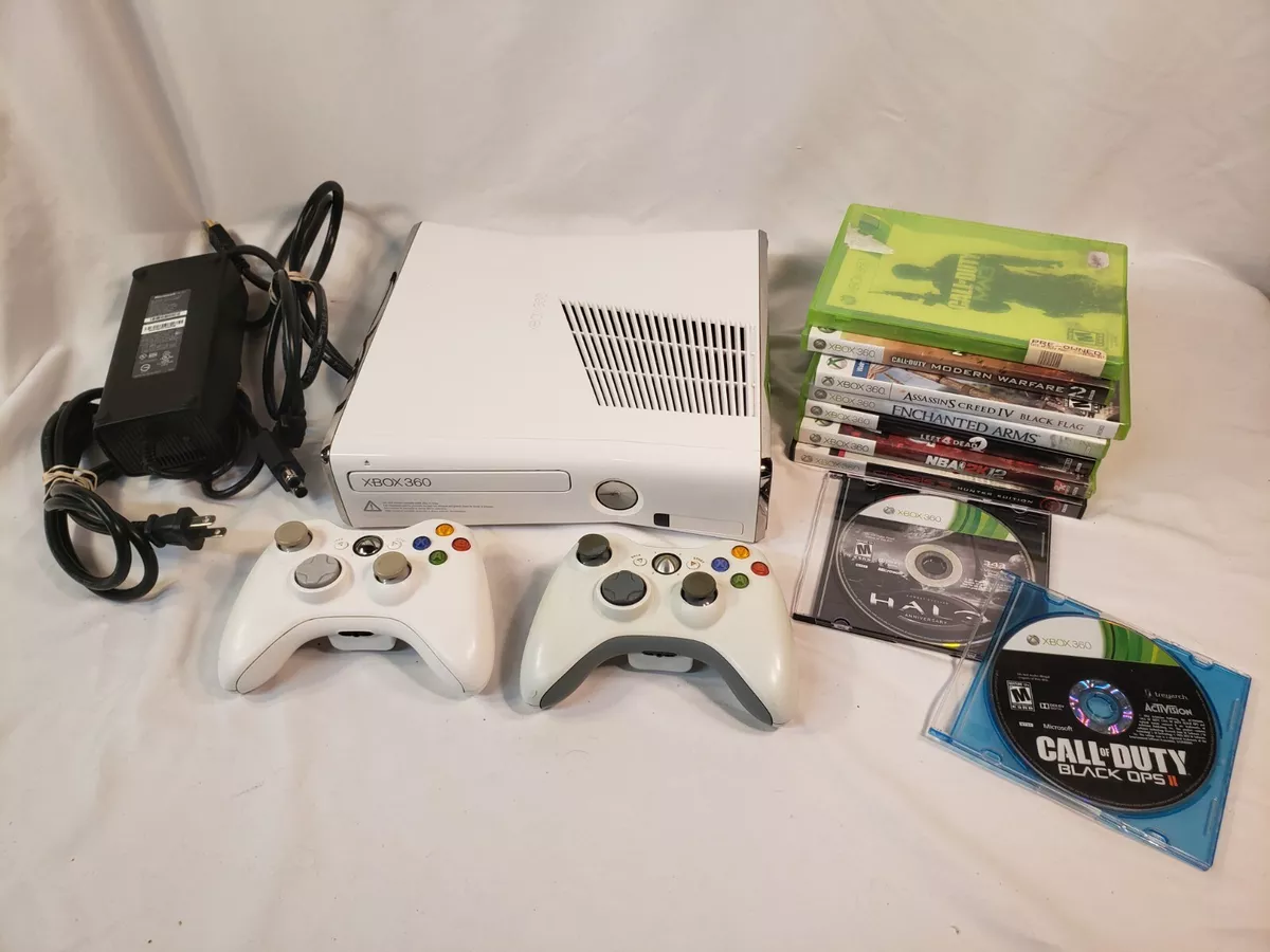 Xbox 360 S Console Model 1439 W/Controller & Cords - FREE SHIPPING