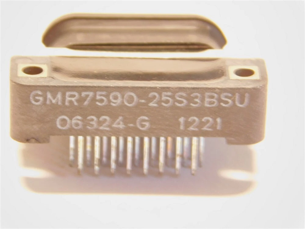 Glenair GMR7590-25S3BSU 25P Female R/A PCB Micro D-Sub Connector 