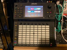 Akai Force Standalone DJ Sampler + 480Gb SSD