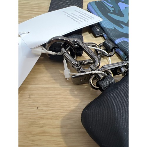 Lululemon Dual Pouch Wristlet Flower Melt/Mini Multi Gunmetal Sold Out In Stores - Bild 9 von 9