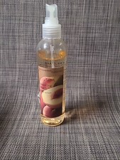 Sparkling Peach spray by bath and body works 8oz Full 97 