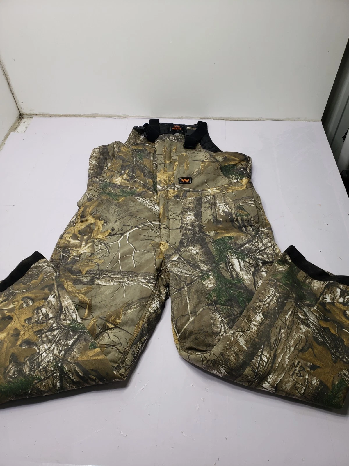 Walls Outdoor Goods Real Tree Camo Bibs Overalls Cargo Size Large Adjustable