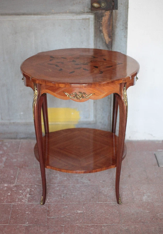 Table en marqueterie avec tiroirs, table d'appoint, Marquant P., XVIIIe style - Photo 2/4