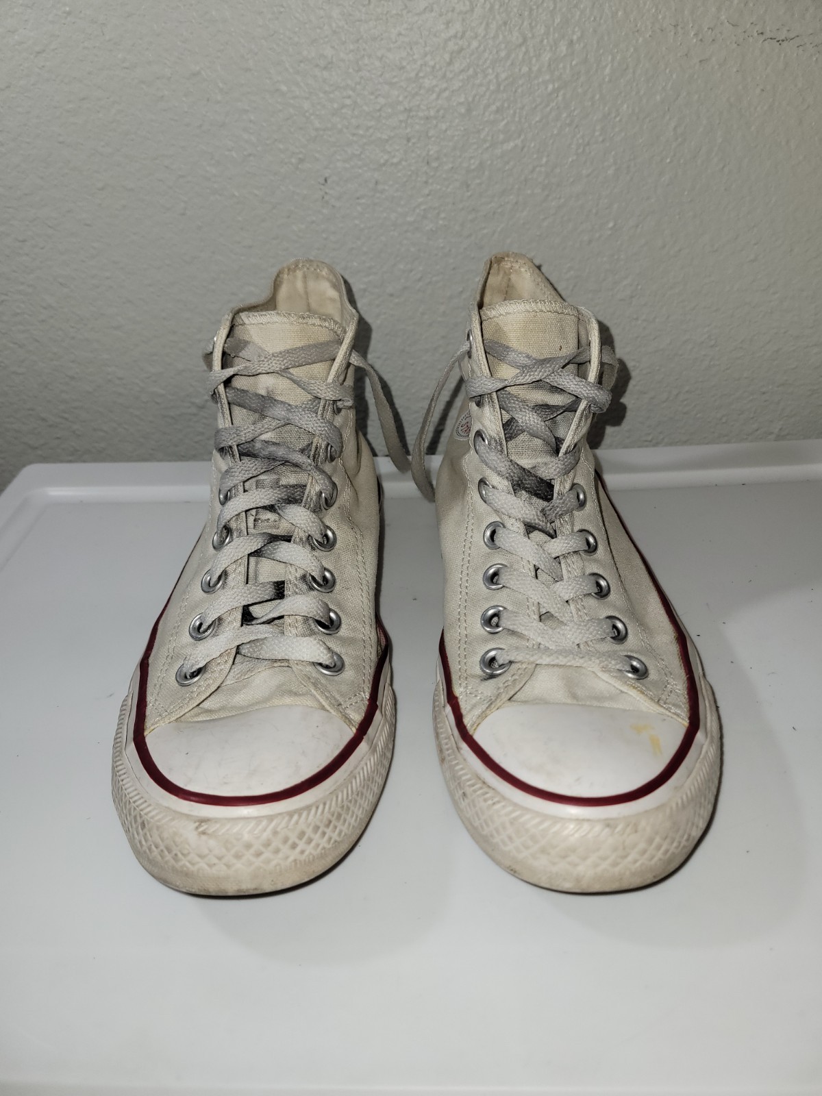 Converse Chuck Taylor All Star White Sneakers Mens 7 Womens 9 Pre-Owned
