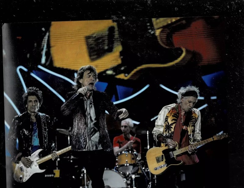SUPER RARE!! 8X10 VINTAGE THE ROLLING STONES CONCERT PERFORMING PHOTO!!
