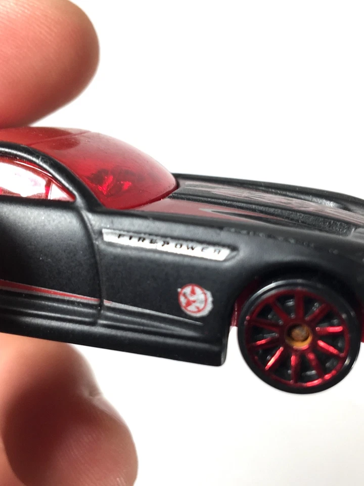 Chrysler Firepower 2008 concept car plano negro HW Track Stars Series Hot Wheels Foto 3 de 4