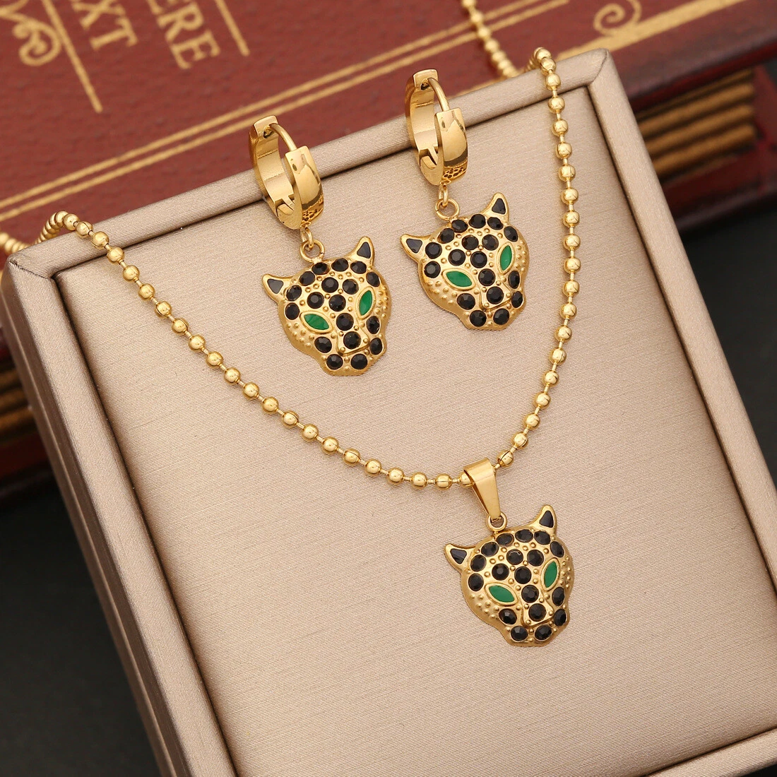 New Fashion Leopard Head Pendant Full Diamond Women Stainless