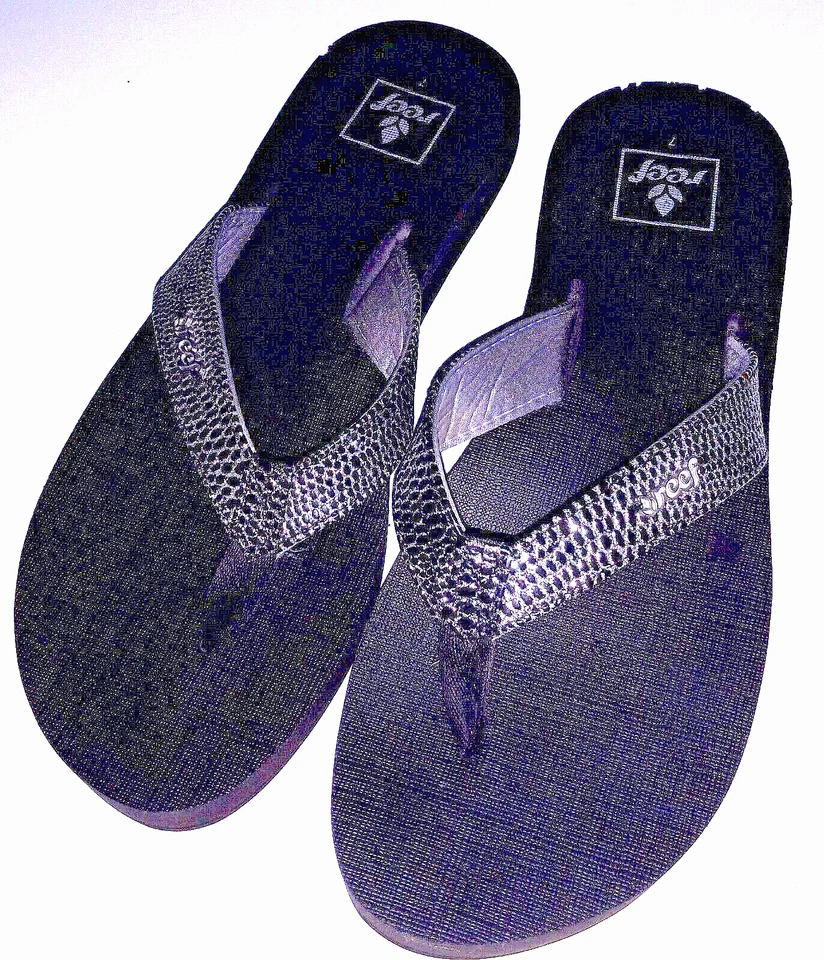 Reef Yoga Mat Flip Flops Sassy Black Silver Reptile Print Womens 7 - Image 3 of 4