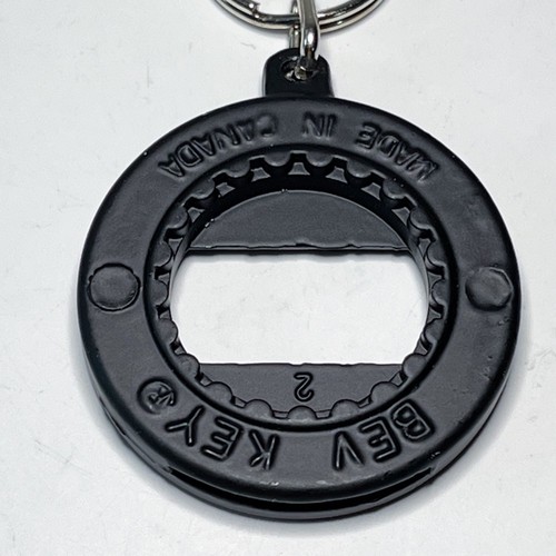 WWF Vintage ATTITUDE BevKey Die-Cast Bottle Opener Keychain New Old Stock WWE - Picture 4 of 4