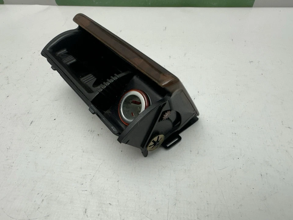 Volkswagen Passat Wagon 1998-2001 bandeja de cenizas embellecedor 3B0857961 OEM Foto 2 de 4