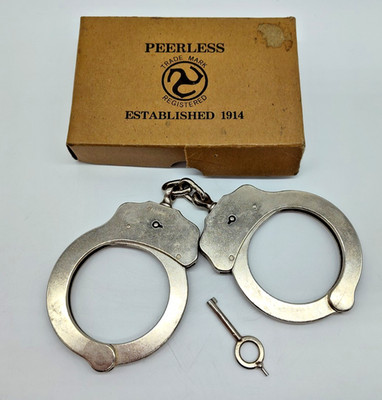 Vintage Peerless Handcuffs Nickel Serial #075918 With Key And Box Springfield MA