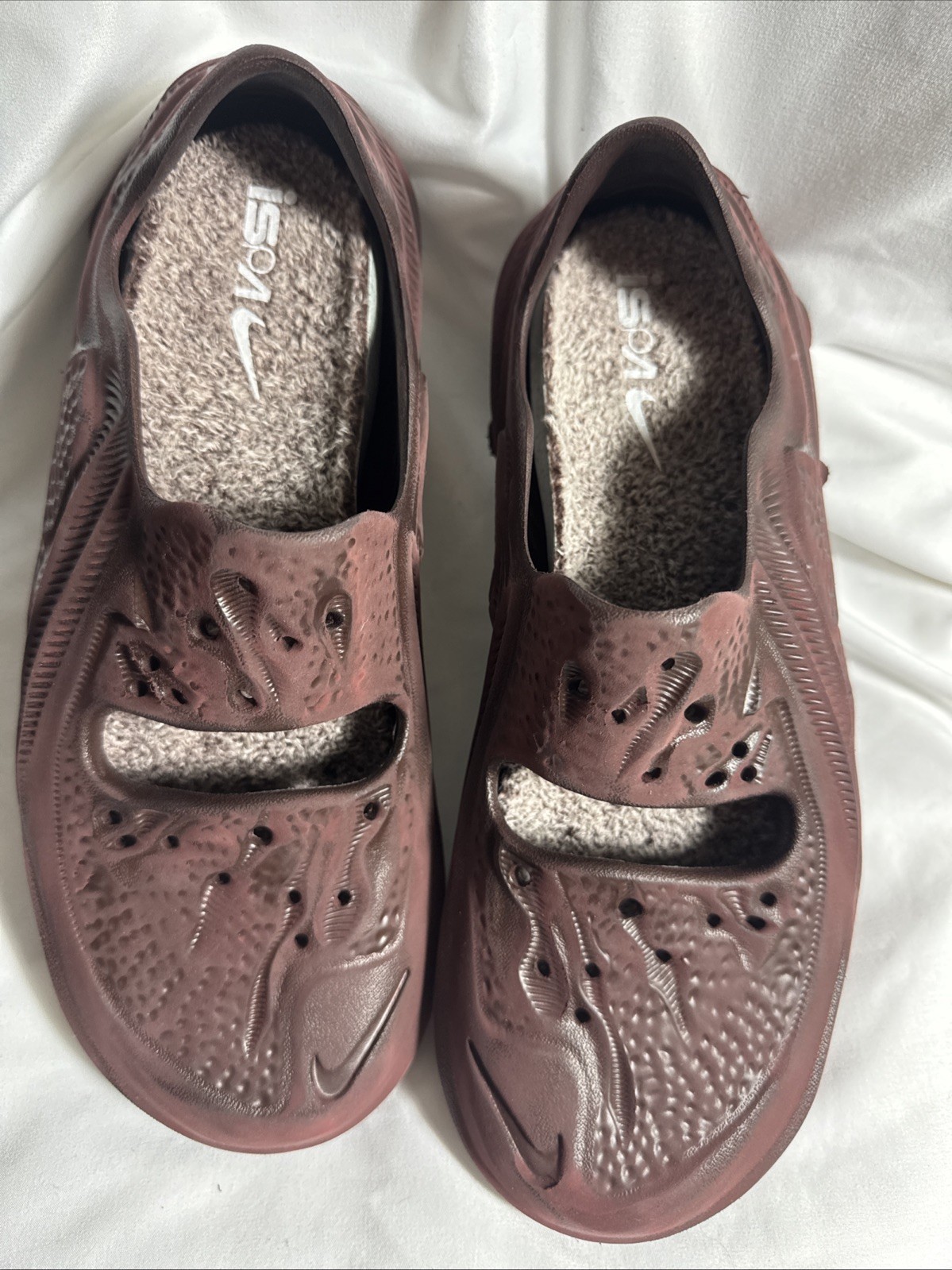 SAOLA Sandali Nike ISPA Universal Earth marroni con inserti taglia 10 nuovi senza etichette DM0886 200