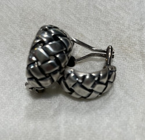 James Avery Basket Weave Earrings in Sterling Silver - Omega Backs - Picture 3 of 4
