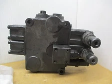 Wacker Neuson BLADE VALVE   1000004717