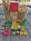 Vintage Fisher Price Little People Play Family Castle 993 Dragon King Furniture