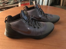 nike men's air versitile ii nbk basketball shoe