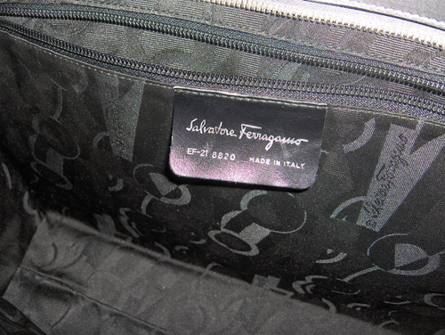 Ferragamo vintage large tote shoulder bag~fabric~logo hardware~pristine-Genuine - Picture 11 of 12