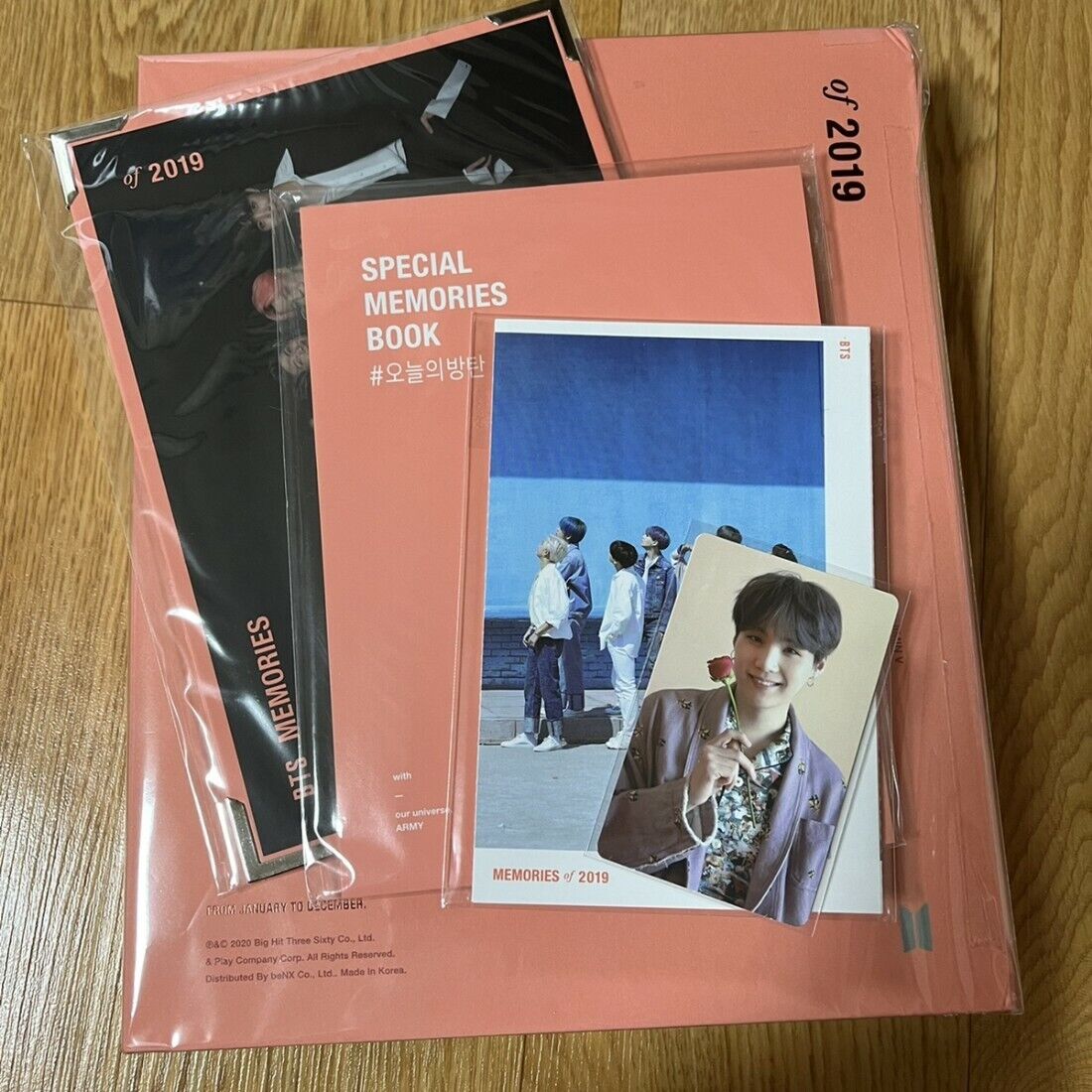 BTS Memories Of 2019 DVD Full Package Opened with SUGA YOONGI Photo card Kpop