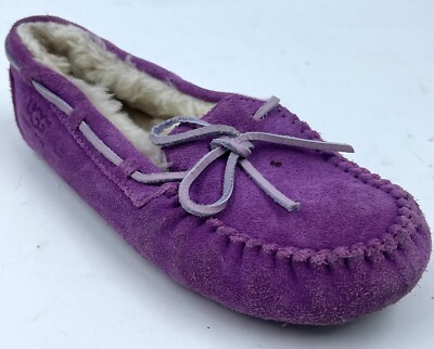UGG Dakota  Girls Slippers Size 4 Purple Suede Moccasin Slip On Loafers Shoes