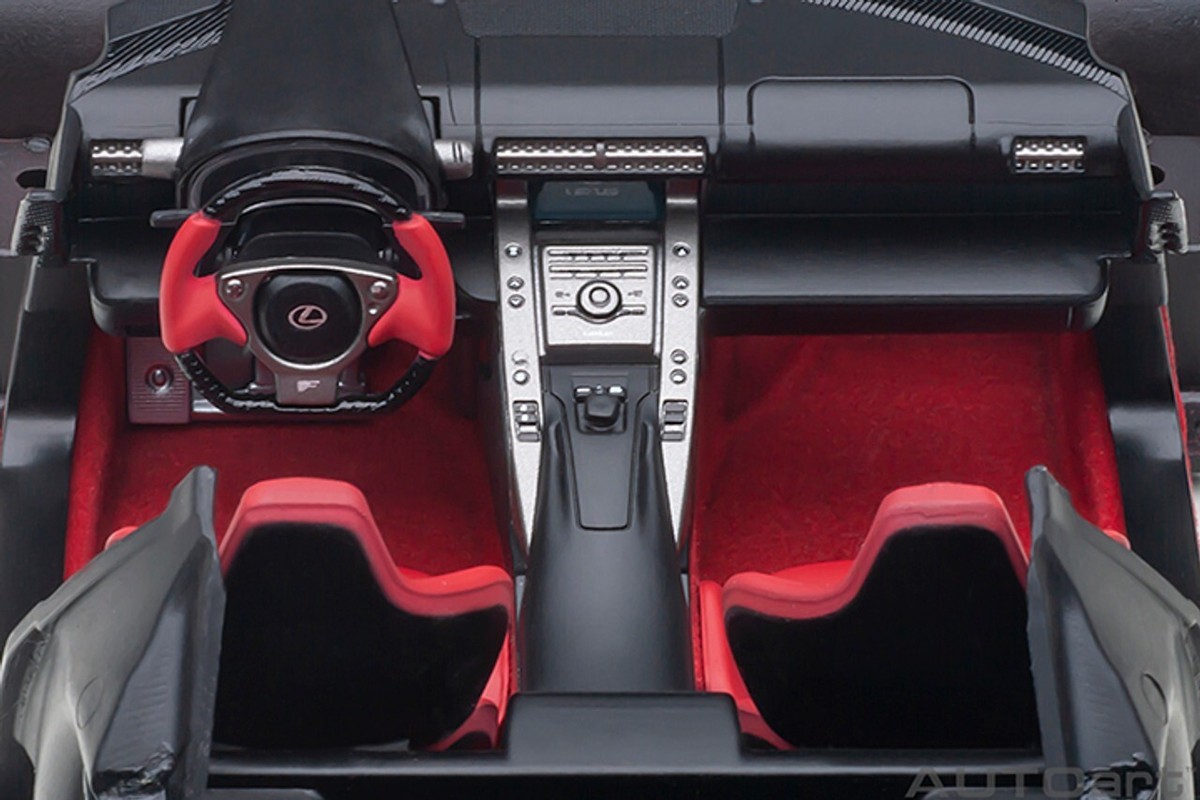 1/18 Lexus LFA Pearl Yellow W/ Red & Black Interior Model 1/18 Lexus LFA Pearl Yellow W/ Red & Black Interior Model