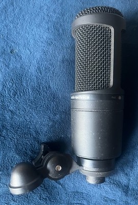 Audio-Technica  AT2020 XLR Condenser Microphone Cardioid w/mount