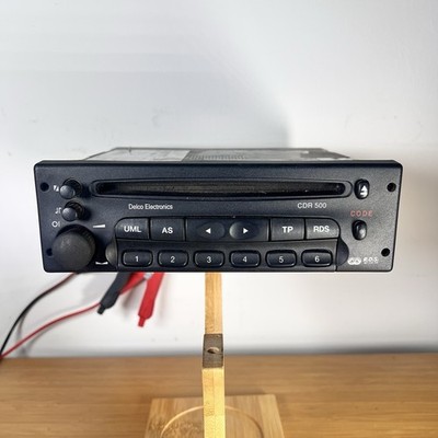 GM DELCO CDR500(E) car CD player Vauxhall Opel. Part Number 09136107 WITH CODE