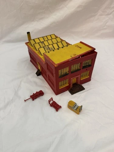 Marx Marxville Toys Factory Building Red Yellow 1950s Playset w/ Accessories