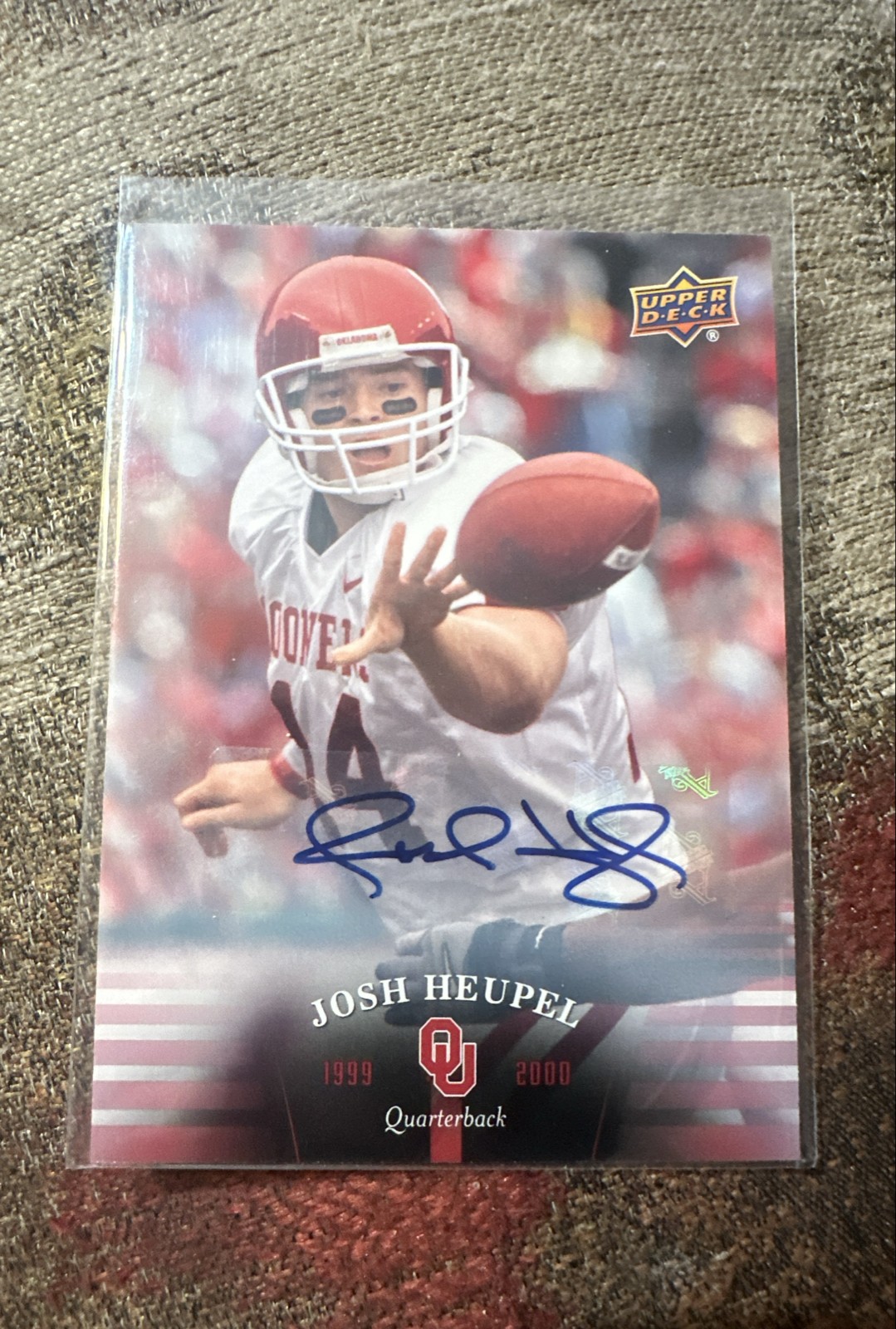 2011 Upper Deck University of Oklahoma - Josh Heupel #57 Autographs (AU)