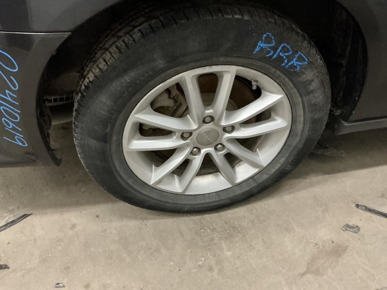 Wheel 17x6-1/2 Aluminum 10 Spoke Individual Spokes Fits 13-20 CARAVAN 4775340