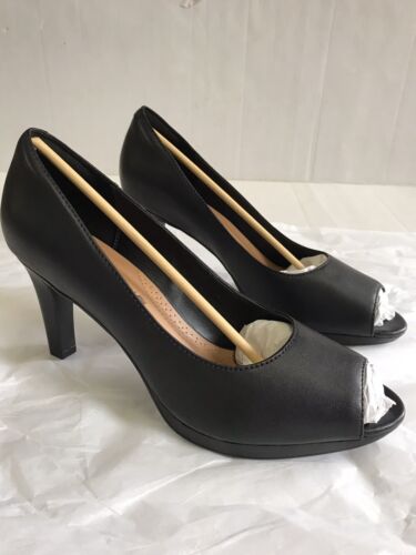 Clarks Womens Adriel Phyliss Black Leather Peep Toe Heels Size 9 1/2 M - Picture 2 of 7
