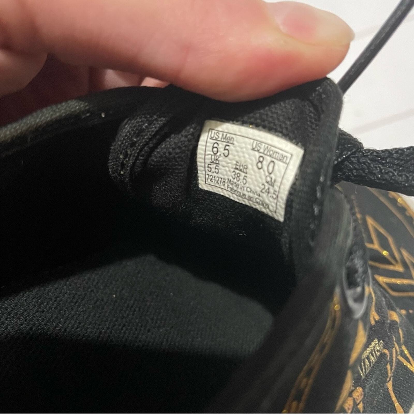 Vans Black Gold Aztec Tribal Southwest Lace Up Sneakers Shoes Women’s Size 8 thumbnail 5