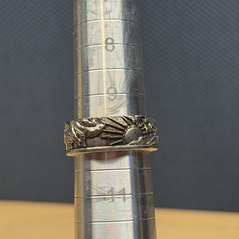 Silver Engraved Ring - image 5