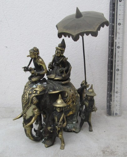 TRUE MASTERPIECE! 19th.c Bronze Buddhist & Nat Worship Cremation Urn Elephant - Picture 2 of 9