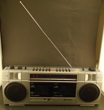 Vintage Sanyo M W210 Dual Cassette Boom Box Tested