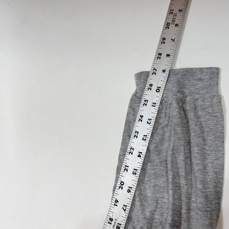 Conjunto de ropa de salón Karen Neuburger para mujer gris medio 3 piezas cárdigan sin mangas joggers Foto 3 de 4