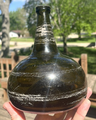 NICE EARLY OLIVE GREEN DUTCH ONION BOTTLE OPEN PONTIL 1740'S ERA CLEAN L@@K