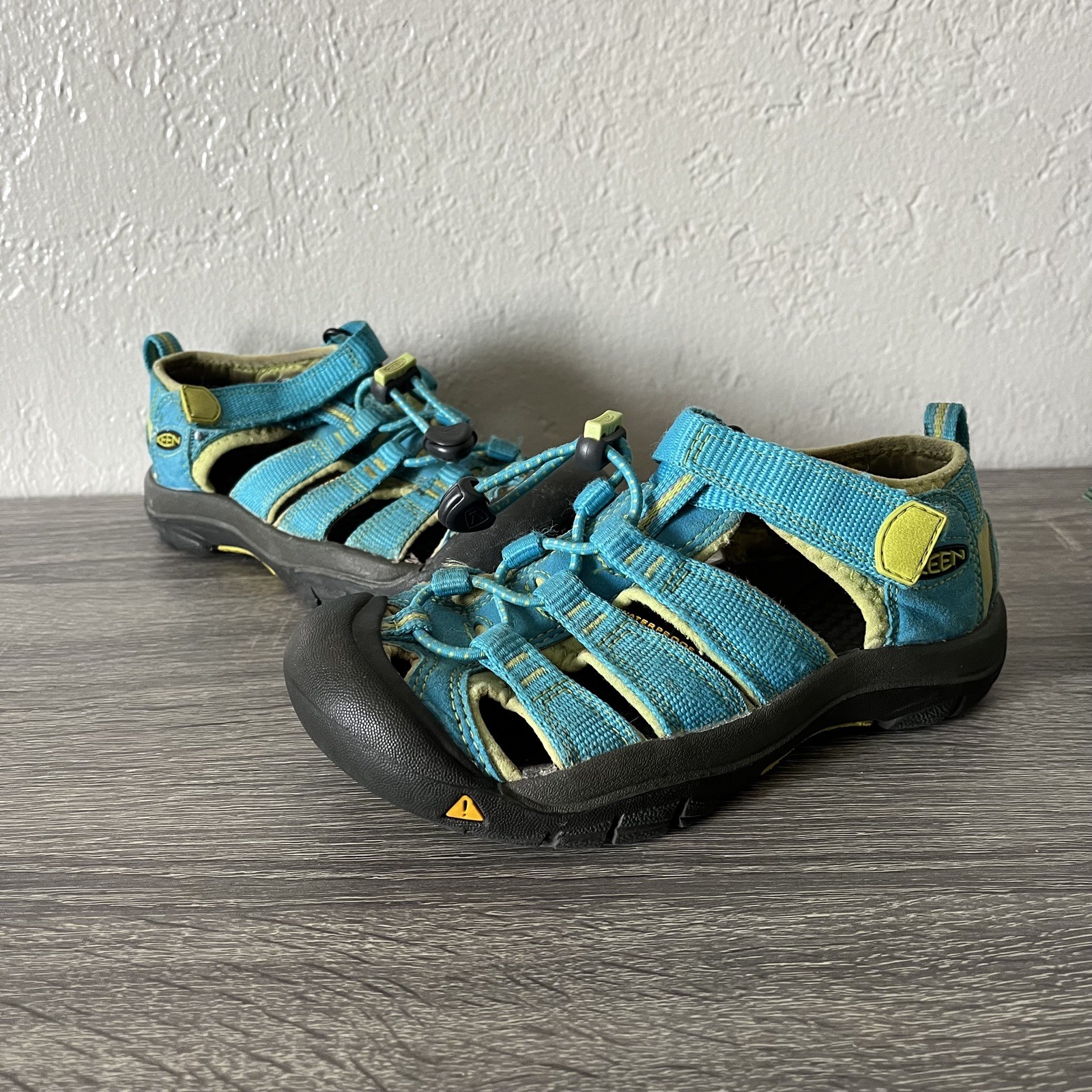 Sandali da trekking impermeabili Keen blu verde Newport H2 taglia 13 bambino piccolo