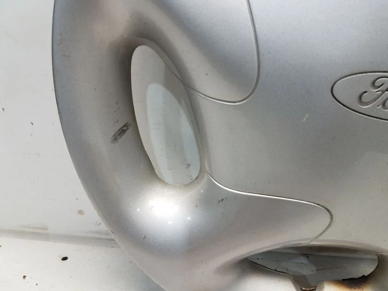 1993-97 Ford Probe Drivers Left 14" Wheel Cover - 5 Ovals - Directional *GRADE C - Image 4 of 4