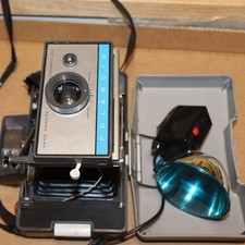Vintage Polaroid Land Instant Camera Automatic 210 w/ Case  Flash For Parts