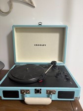 Crosley CR8005F-TU Cruiser Plus Vintage 3-Speed Bluetooth in/Out Suitcase Vinyl