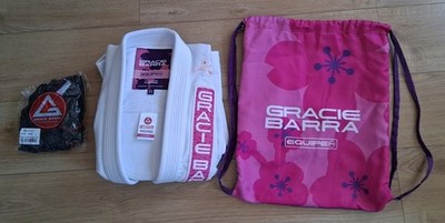 Brandneu Gracie Barra GB Damen Sakura GI und Rashguard F2 Large weiß BJJ Judo